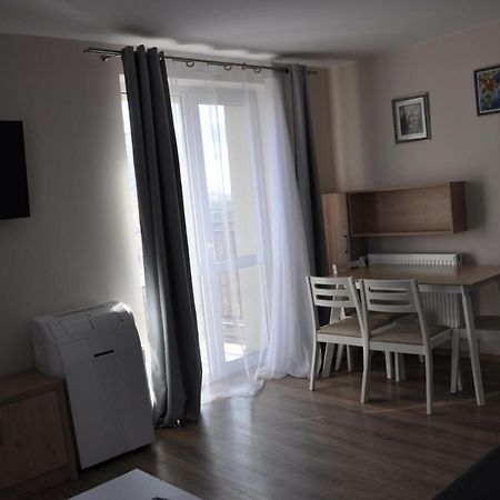 Esen Apartamenty Akademicka 比亚韦斯托克 外观 照片